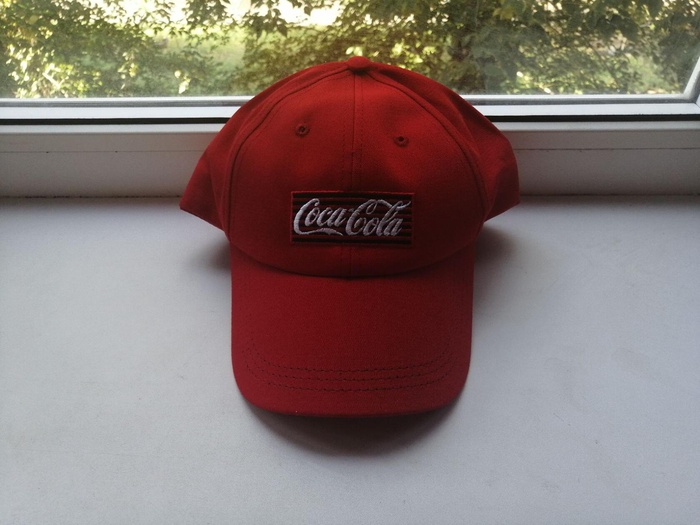 Приз акции Coca-Cola «Добавь вкуса с коллекцией Кока-Кола в Пятерочке!»