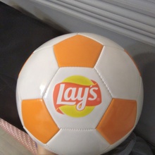 Приличный футбольный мяч от Lay,s от Lay's