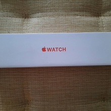 Смарт-часы Apple Watch S6 40mm от Reckitt Benckiser