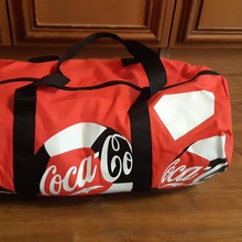 Спортивная сумка от Coca-Cola