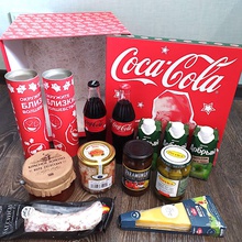 Подарочный набор деликатесов от Coca-Cola