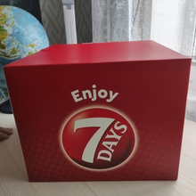 Красная коробка полная вкуснях. от 7Days