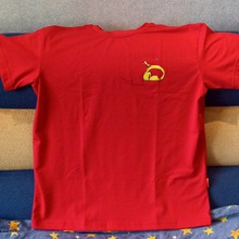 Красная футболка от Добрый