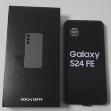 Смартфон от M&M's от M&M's