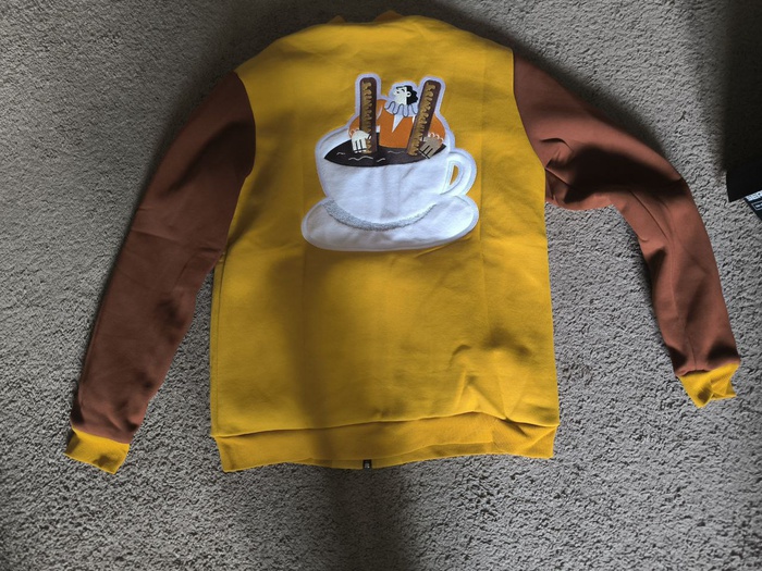 Приз акции Twix «Twix Горячие напитки»