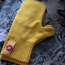 Варежки от M&M's