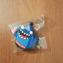 брелок  акула от Акция CoolCola и Coolfancy, Coolstreet: «За движ! За чилл!»