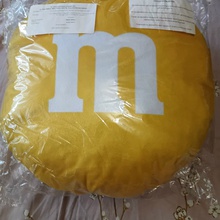 Подушка от M&M's