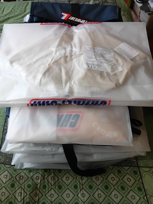 Приз акции Snickers «Забегался? Сникерсни!»