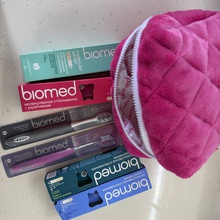 Косметичка Biomed с набором продуктов бренда от Biomed