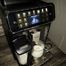 Автоматическая кофемашина Philips EP4449/70 от Акция Synergetic: «Розыгрыш от SYNERGETIC»